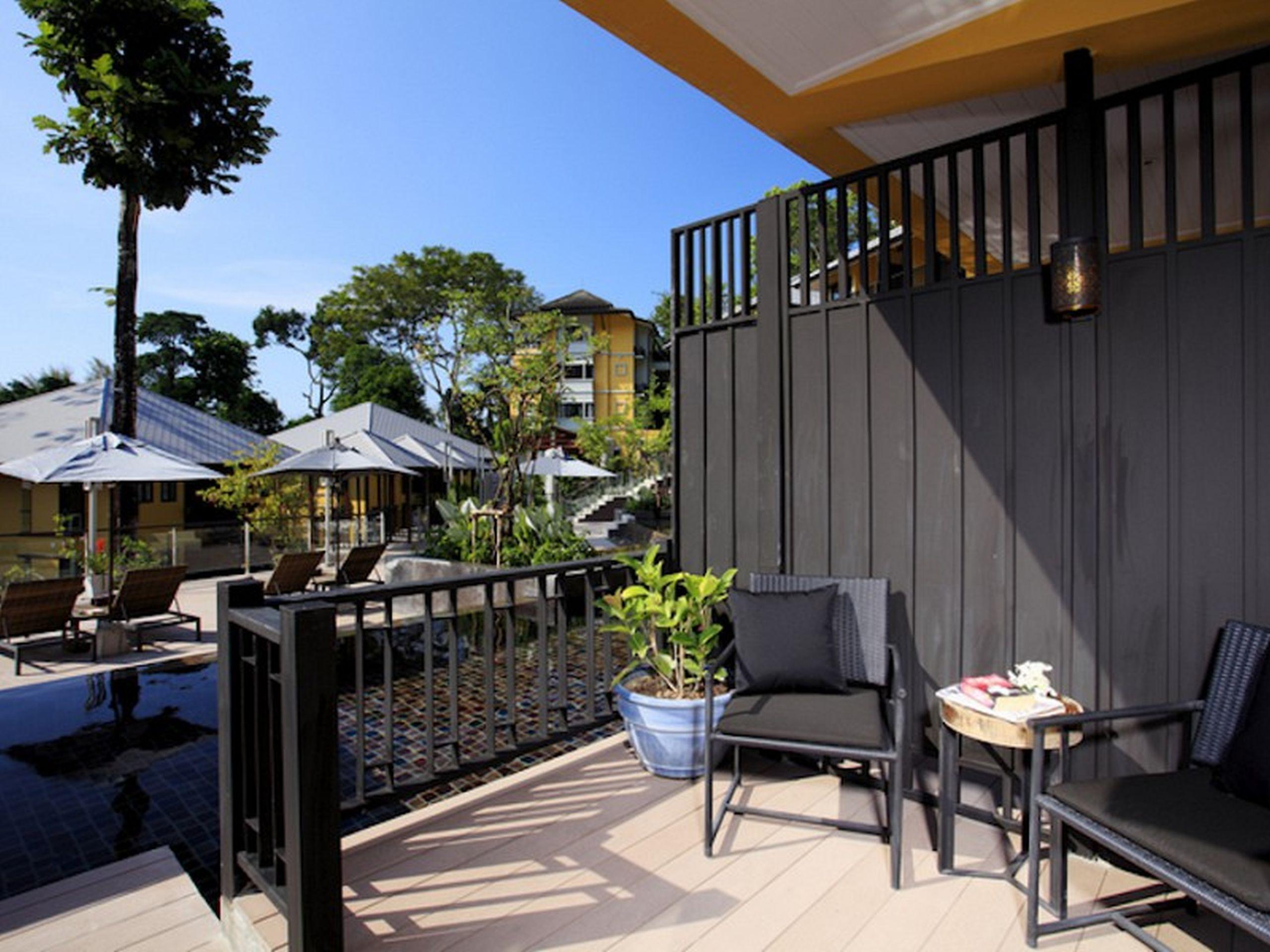 Moracea By Khao Lak Resort Exterior foto The hotel's pool