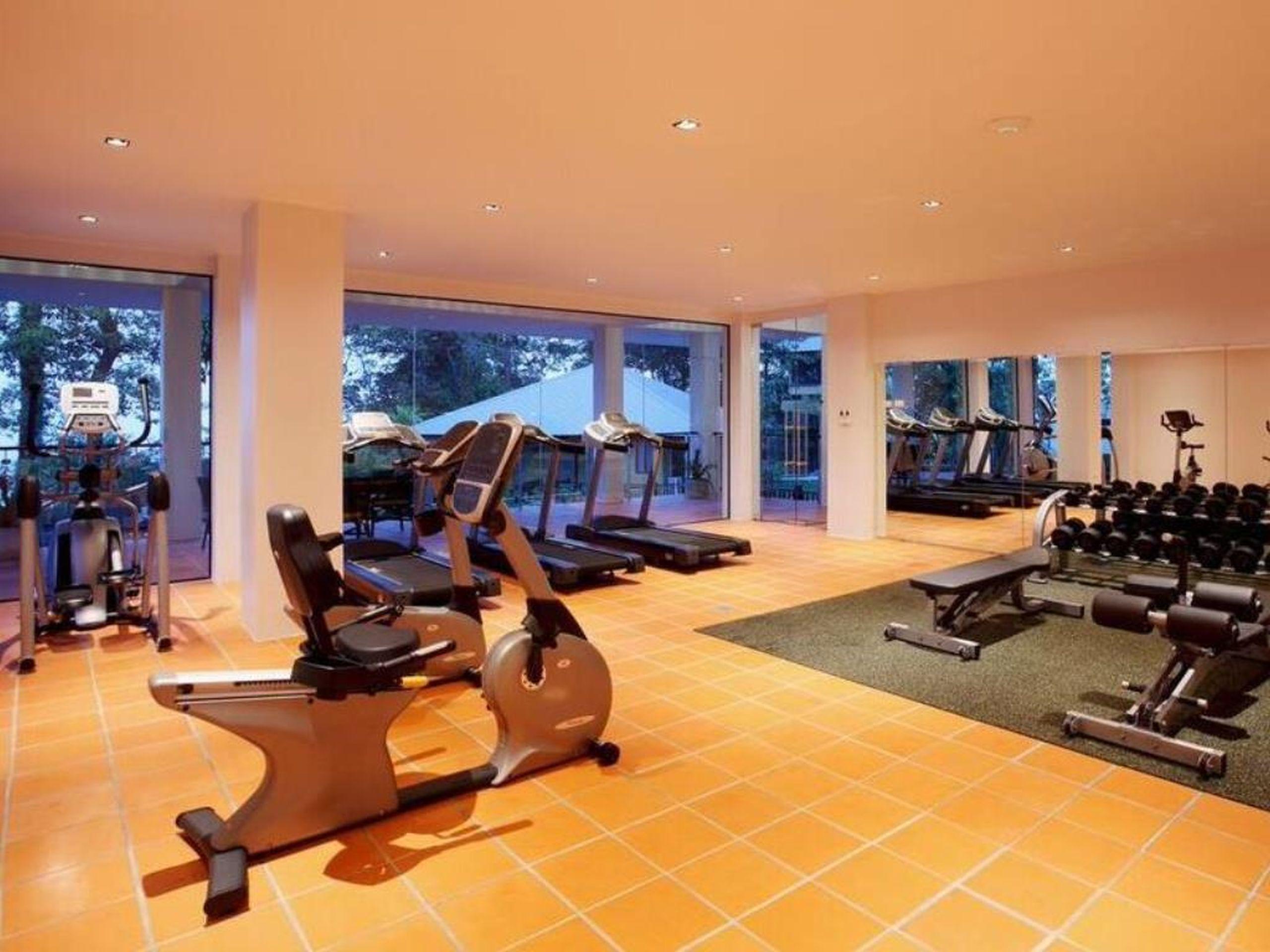 Moracea By Khao Lak Resort Exterior foto The gym at the Mandarin Oriental, Bangkok